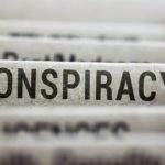 陰謀論と新型コロナウイルス、言い争わないように話すには？