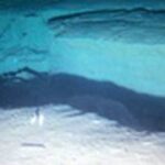 割れた海底 東日本大震災の震源付近の海底調査